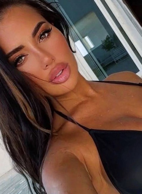 Yazmin Oukhellou