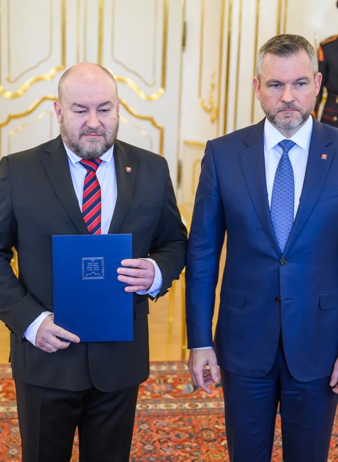 Prezident vymenoval Rudolfa Huliaka za nového ministra cestovného ruchu a športu