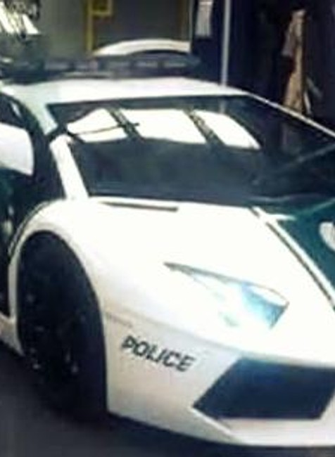 Lamborghini auto luxusné Dubajská polícia policajné auto