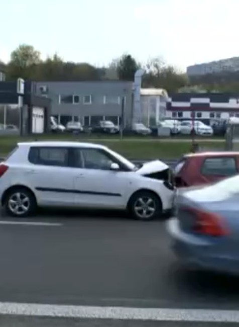 Košice - zrážka troch áut