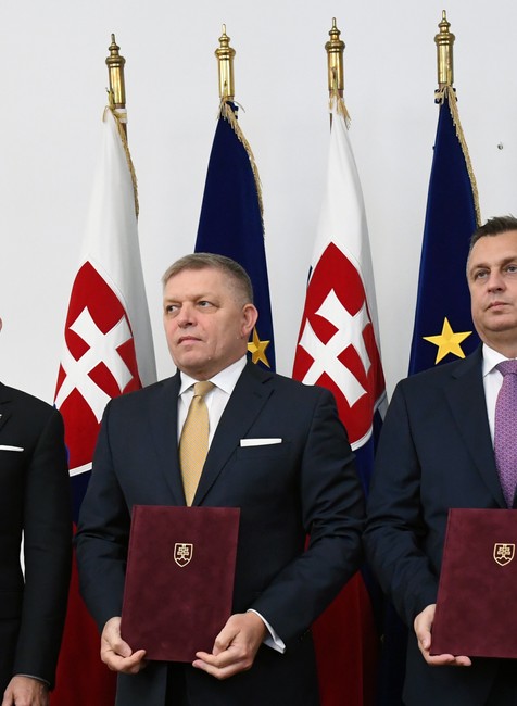 Smer-SD, Hlas-SD a SNS podpísali koaličnú dohodu (3)