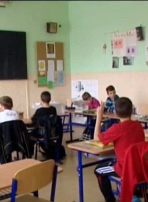 Európske krajiny vyhlásili vojnu mobilom v školách. Na Slovensku sme benevolentnejší