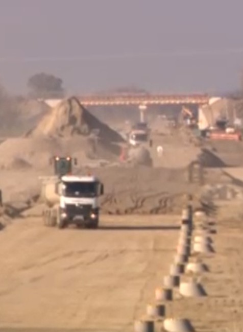 Výstavba rýchlostnej cesty R7 a diaľnice D4