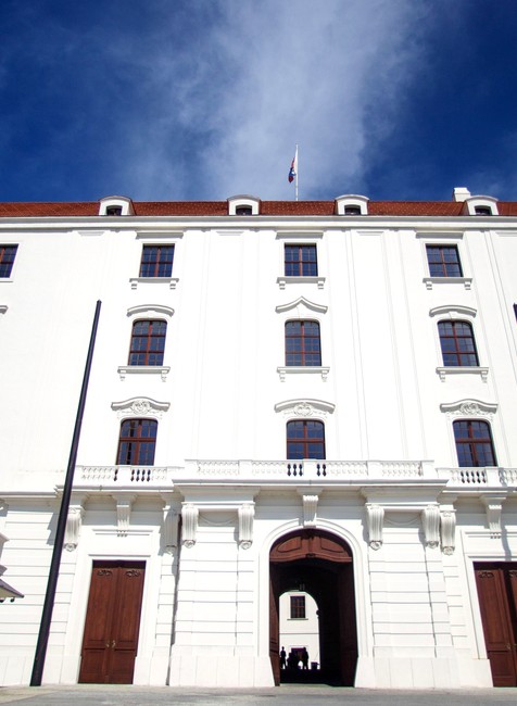 Bratislavský hrad hlavný vchod po rekonštrukcii 