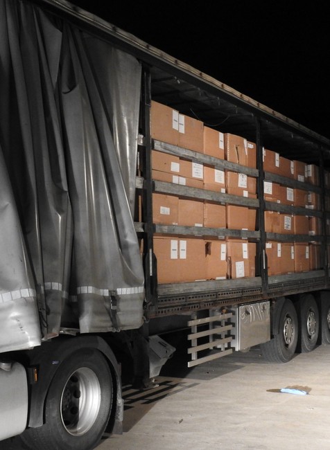 Tabaková surovina v kamióne