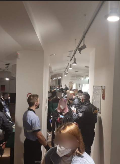 Nelegálna párty v hlavnom meste Praha