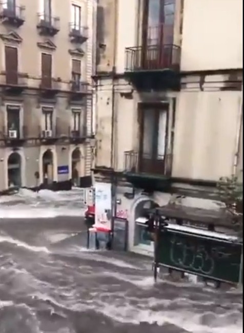 Sicíliu postihli rozsiahle záplavy 