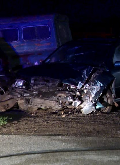 [multi] Nabral dve značky a ostal v strede kruhového objazdu. Vodič nafúkal viac ako tri promile 6663