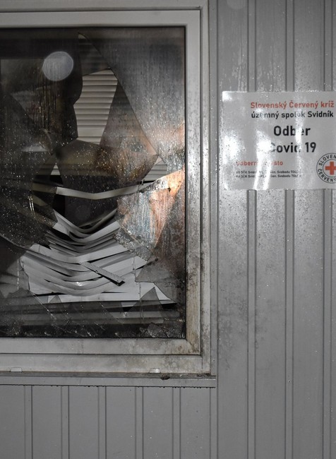 Na východe Slovenska niekto podpálil MOM-ku.