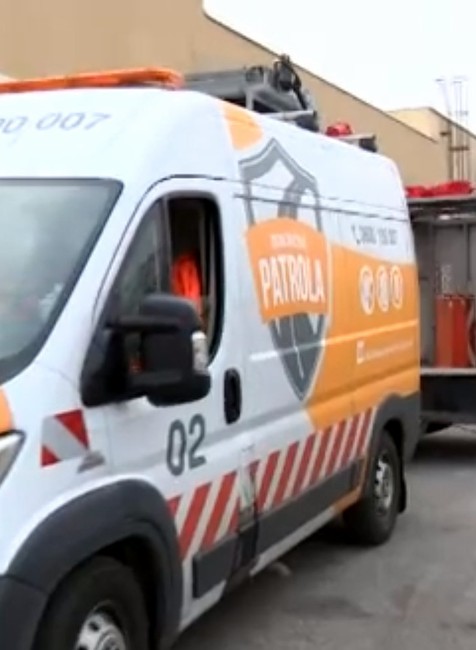 Bezradní uprostred jazdy po diaľnici? Pomôže diaľničná patrola