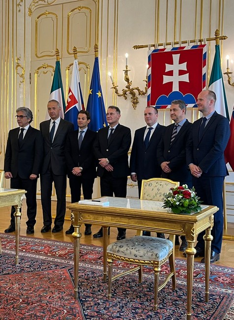 taliansky prezident podpísanie memorand