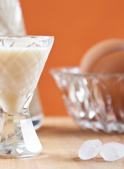 vaječný likér titulka