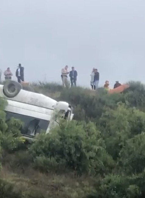 Nehoda autobusu v Kalifornii