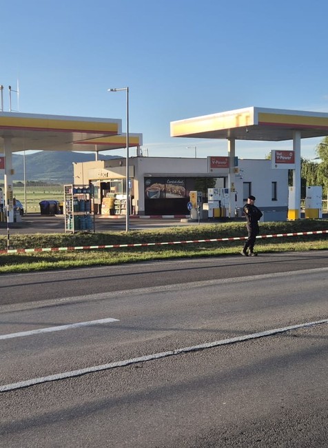 Streľba na čerpacej stanici v Trenčíne