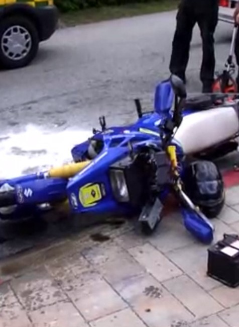 Šoféroval napriek zákazu a pod vplyvom. Motorkárovi stroj pomliaždil hrudník