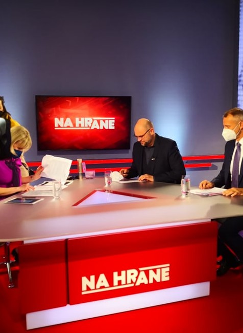 Pred vysielaním Na Hrane s Richardom Rašim a Richardom Sulíkom