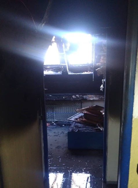 Požiar v reedukačnom centre. Mladá chovankyňa mala prepašovať zapaľovač