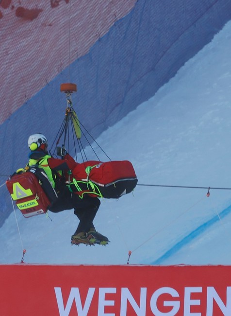 Nórsky lyžiar Aleksander Aamodt Kilde mal v sobotňajšom klasickom zjazde Svetového pohára vo švajčiarskom Wengene ťažký pád