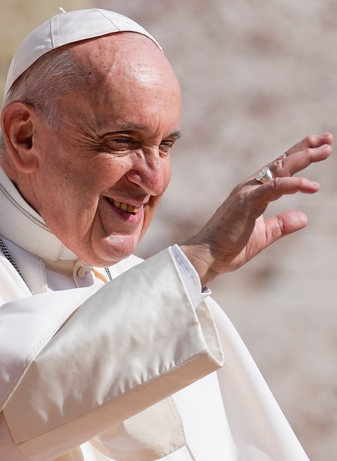 Pápež František pred Prezidentským palácom