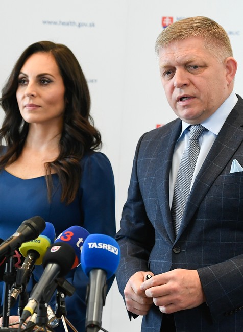 Zuzana Dolinková Robert Fico (2)