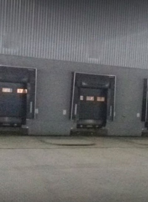 Na toaletách v seneckej firme našli novorodeniatko bez známok života 4