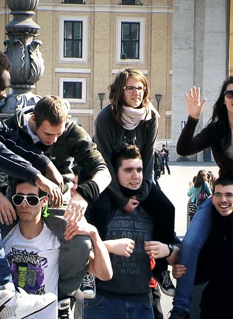 Harlem Shake Vatikán Migaľ Buran 6