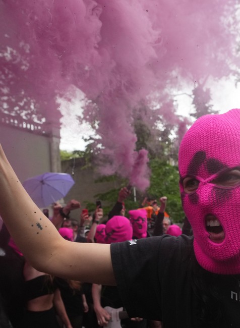 protest pred ruskym pavilonom