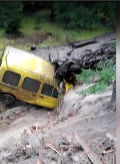 Starosta obce pri Liptovskom Mikuláši zvolal krízový štáb. Z odkalísk bane unikajú nebezpečné kaly