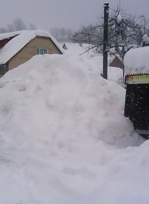 Toto je pár záberov z obce Skalité kde bol dnes vyhlásený mimoriadny stav.