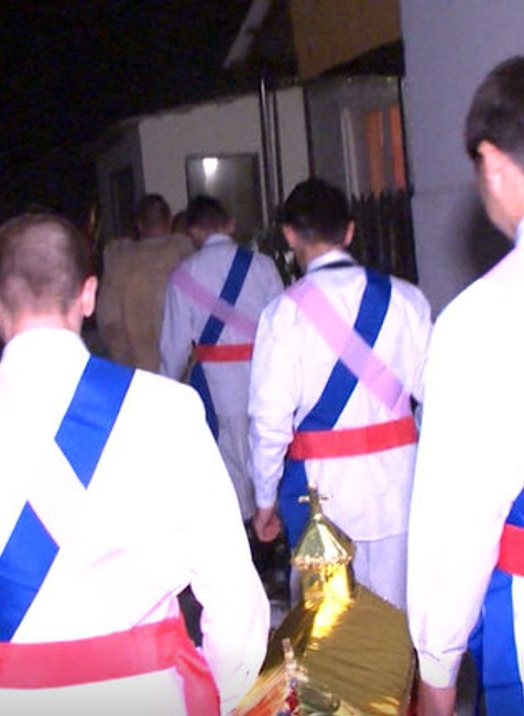 Otec zachránil svojim gestom nevlastné dcéry. Úsmevy na tvári mali aj vďaka Darovaným Vianociam