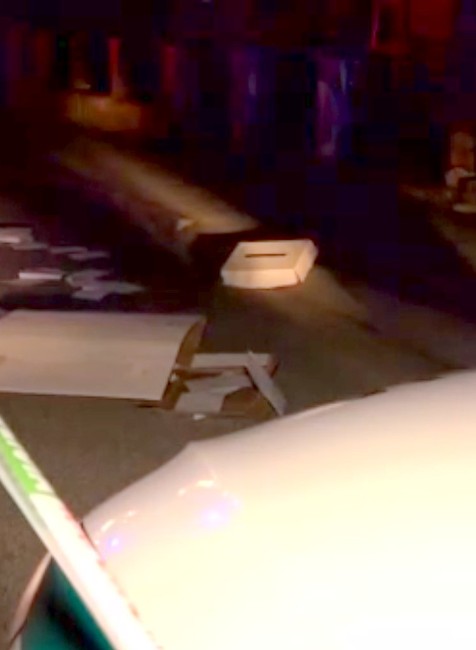 Ukradol volebnú urnu a hodil ju o zem. Poslanec strávil noc v policajnej cele