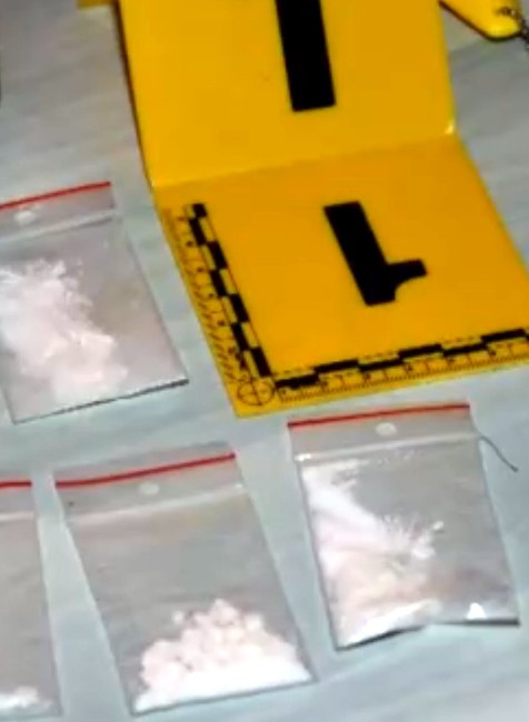 Policajti rozbili gang pašerákov. Drogu bohatých predávali najmä v luxusných baroch