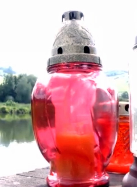 Polícia vyšetruje tragickú smrť. V jazere našli telá matky a syna