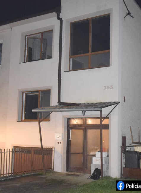 Tragédia pri Piešťanoch: Po požiari našli na posteli mŕtve telo muža 