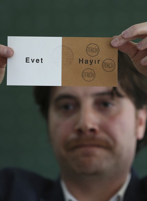 Erdogan, referendum, Turecko