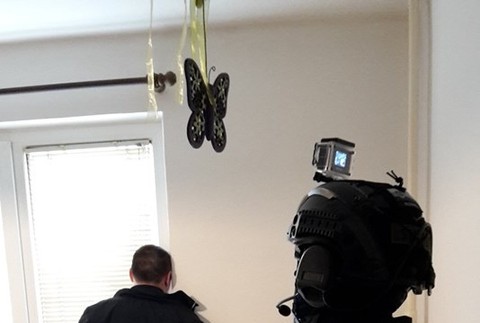 Skvelá práca kriminalistov a kukláčov v Žiline. Pri drogovej razii zadržali muža