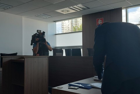 Lipšic na správnom súde