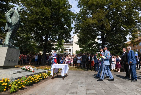 Prezidentská cesta vlakom - Kiska a Zeman 