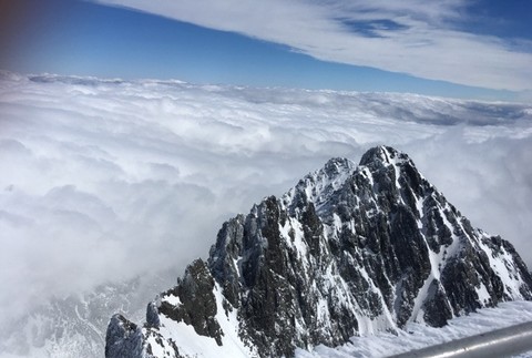 Lomničák, máj, mrazy