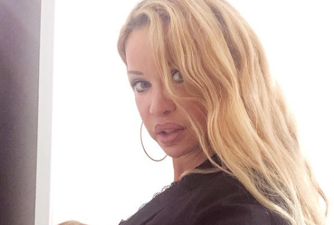Alicia Douvall