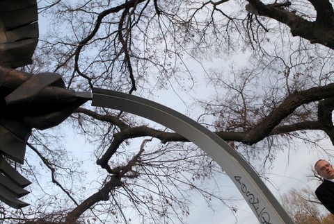 tyršovo nábrežie Daniel Tupý pomník