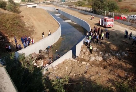 Nehoda kamióna - zomreli migranti4261