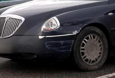 Nehoda na hraničnom priechode. Vodič prišiel o život ešte pred nárazom do zvodidiel