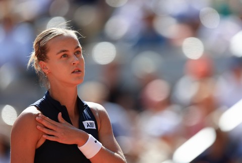 Tenistka Anna Karolína Schmiedlová vypadla z French Open v osemfinále.