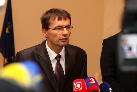 Galko Ľubomír, minister obrany na tlačovke