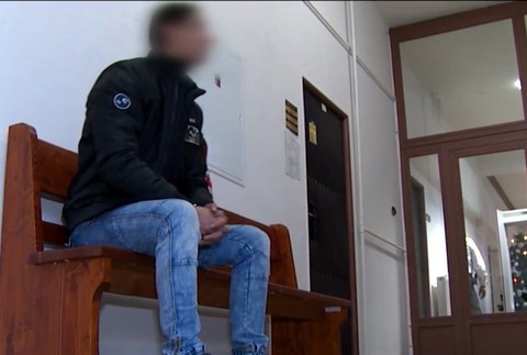 Obete si vyberal náhodou a všetky surovo zbil. Kysucký fantóm je aj napriek tomu na slobode