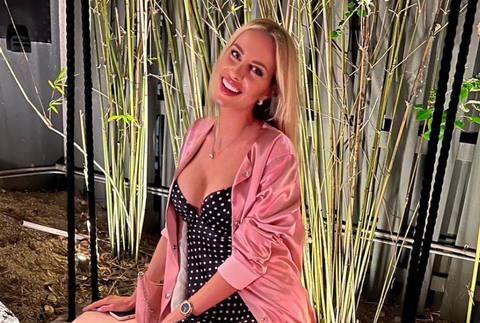 Snímka obrazovky 2022-04-18 o 23.56.15