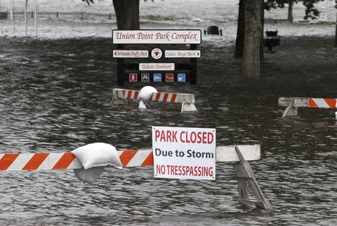 hurikán Florence - zatopená ulica