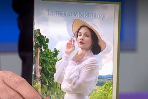 Romantika, dráma ale aj veľká dávka satiry. Marec priniesol pestrý výber nových knižných titulov