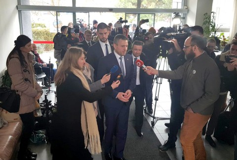 Peter Pellegrini prišiel na rokovanie do Most-Híd 3